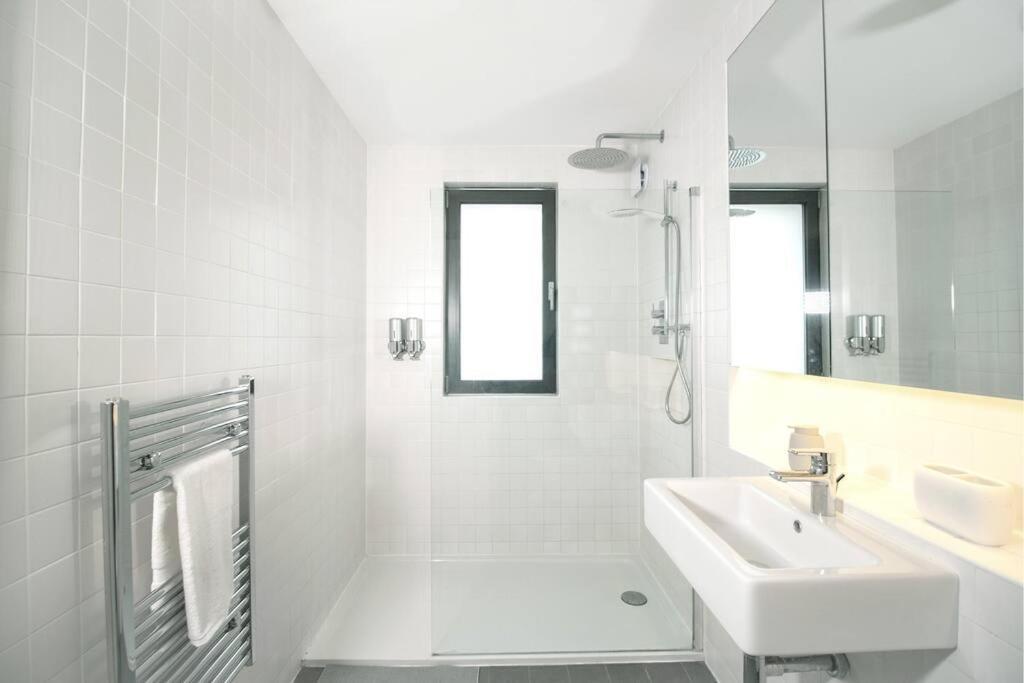 Luxury Townhouse - Hidden Gem London